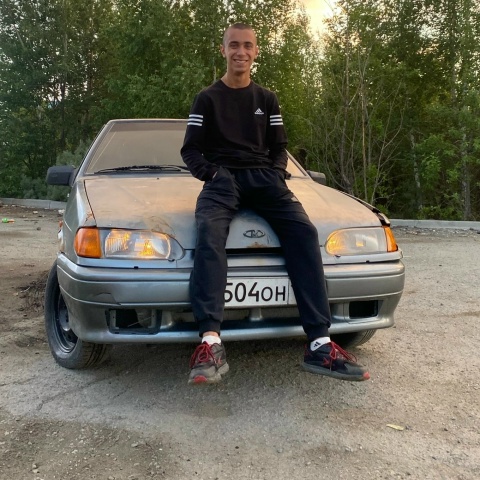 Роман Романов(1)