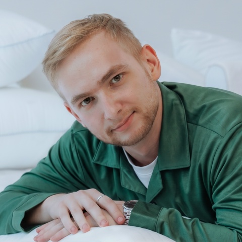 Александр Большаков